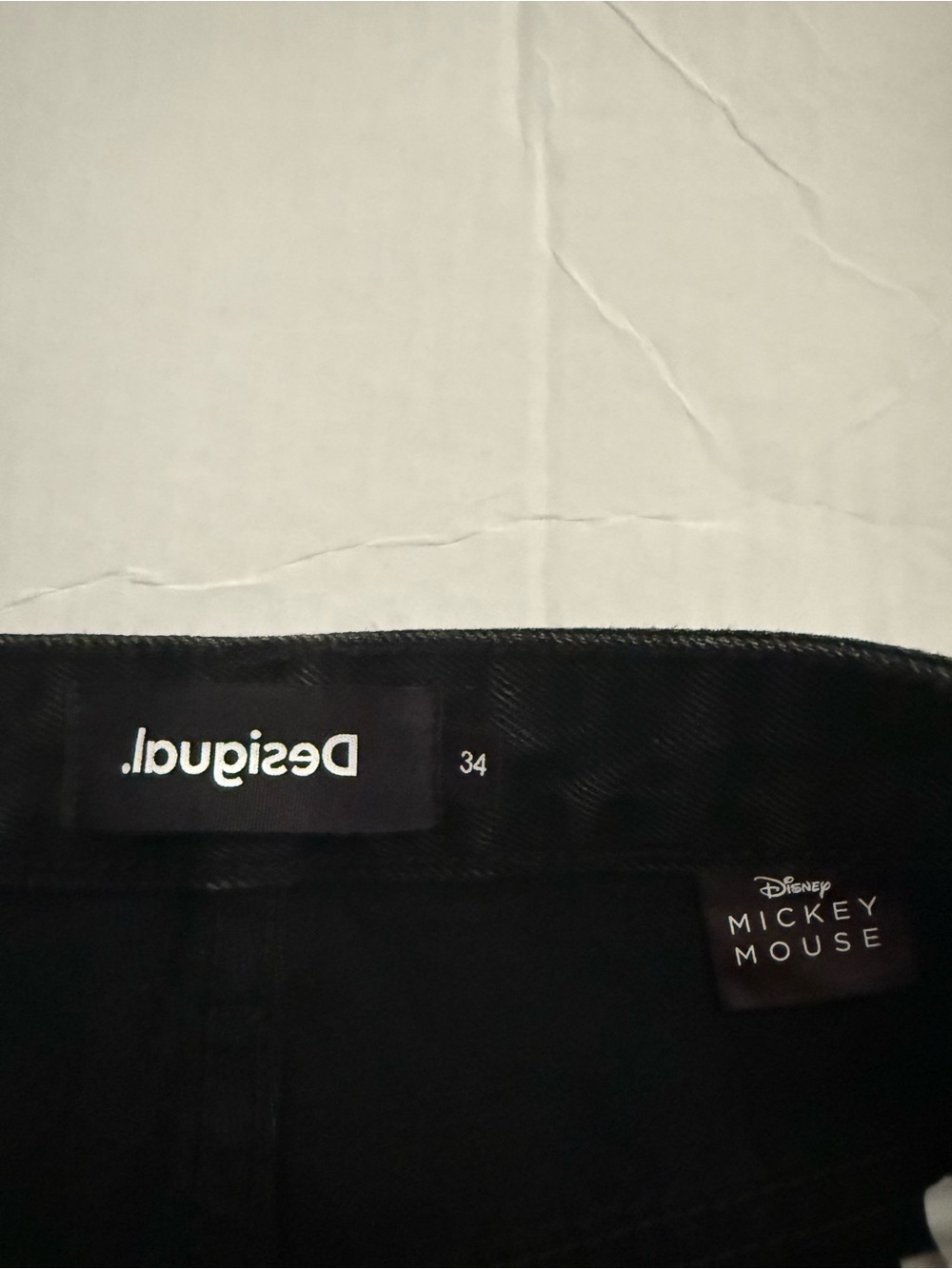Desigual Black High-Rise Jeans with Mickey Graphic VINTAGE - Picture 5 of 8